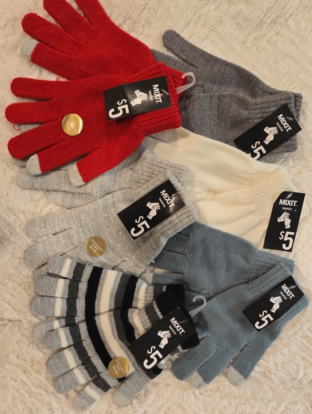 MIXIT BRAND WOMEN'S WINTER GLOVES BUNDLE OF 6 PAIR